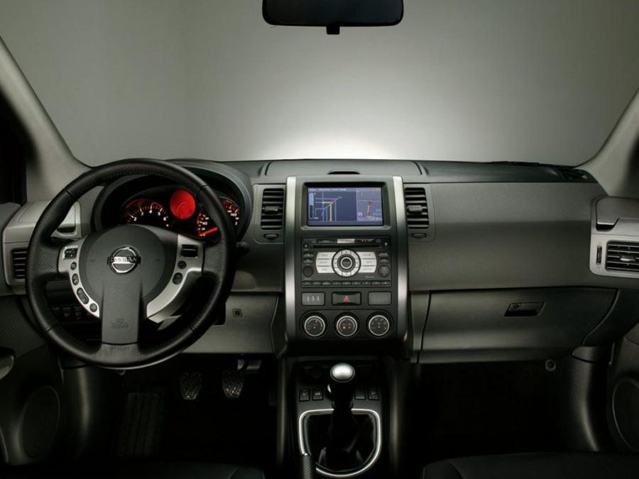  Nissan X-Trail 2007 года  (фото 22 из 105)